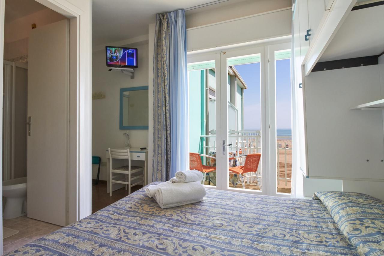 Hotel Sanremo Caorle Kültér fotó